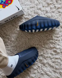 dfaae079-6b27-4c45-a090-71e57c30a7f7-240x300